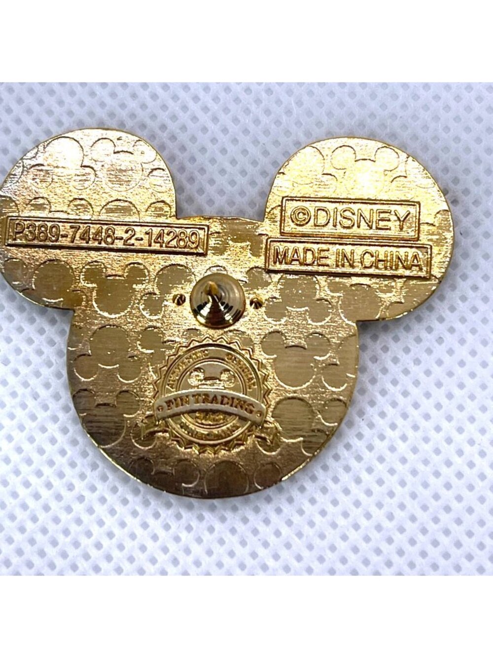 Disney Parks Animal Kingdom Adventure Mickey Mouse Safari Animal Peace Sign Pin - Picture 4 of 8